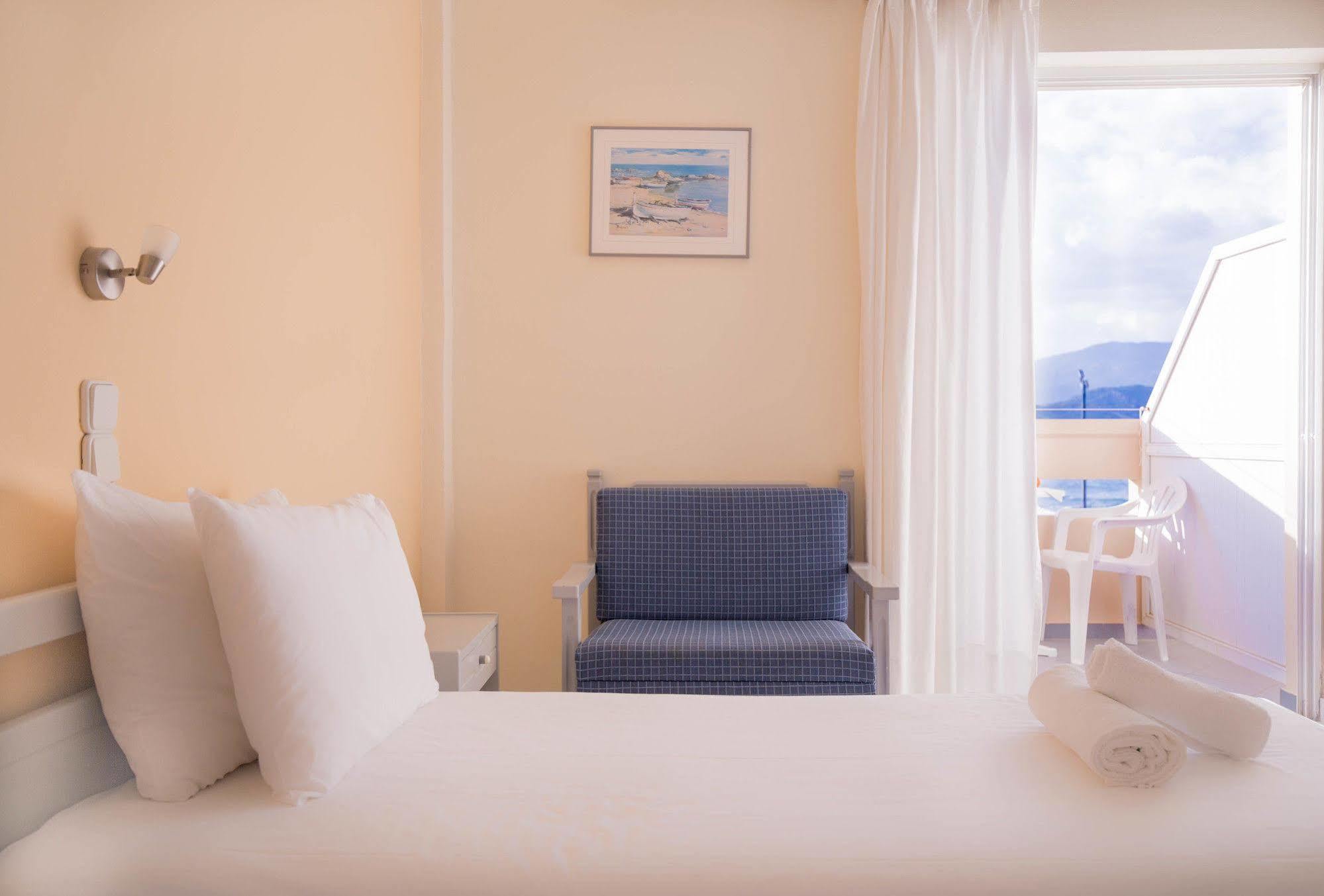 Galini Beach Hotel กิสเซมอส ภายนอก รูปภาพ